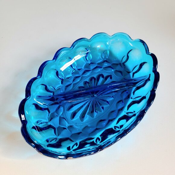 Vintage blue glass divided bowl. - Picture 3 of 6